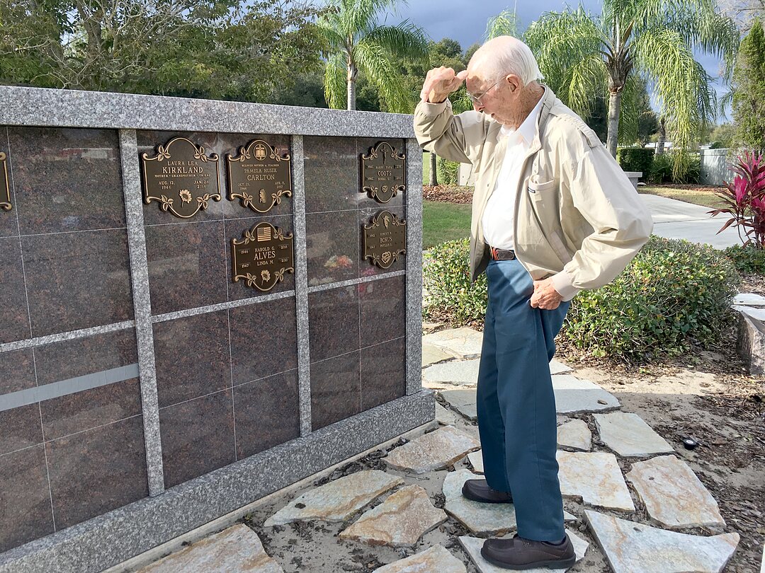 Photograph of a memorial marker associated with Willard Elsberry
